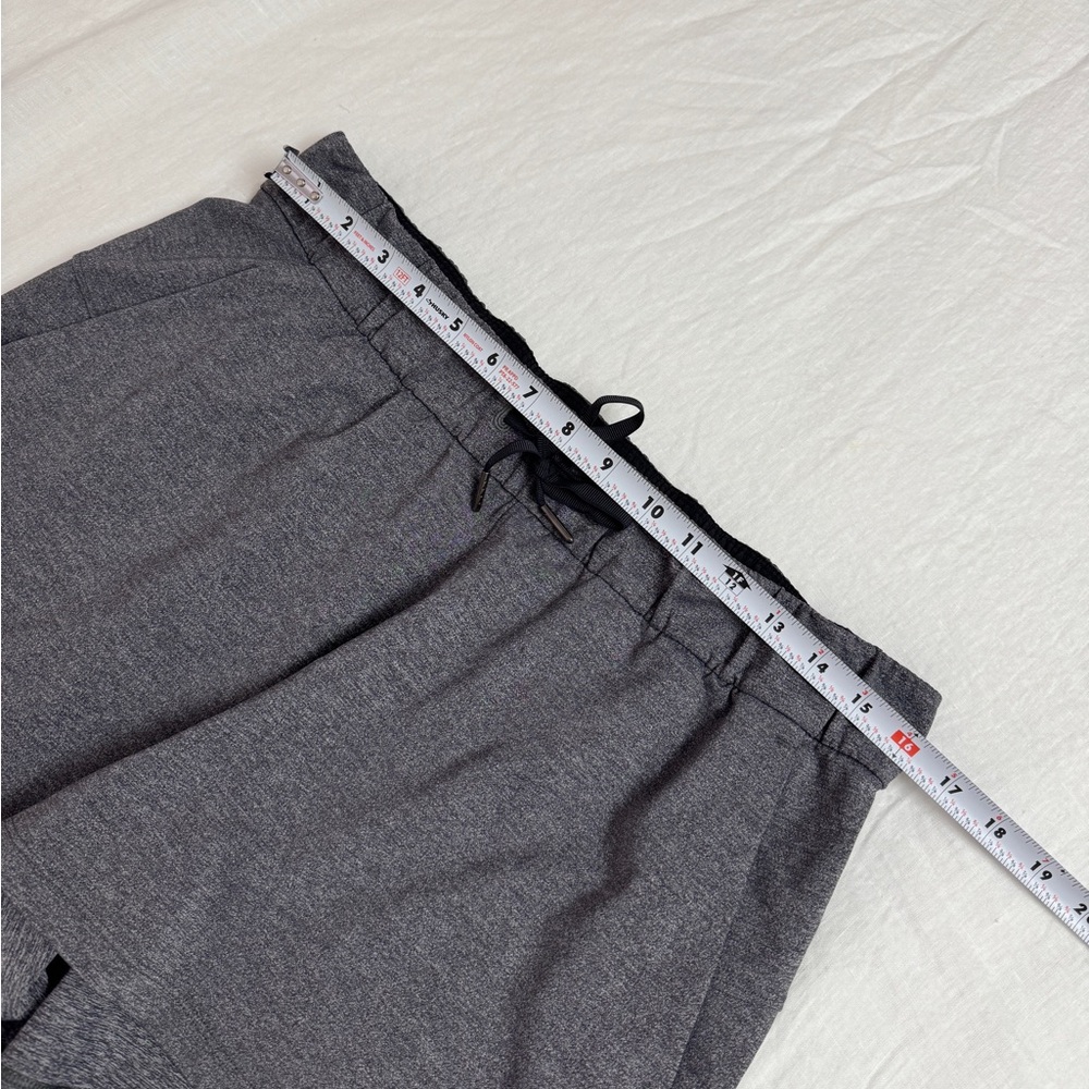 Lululemon Gray On The Fly Athletic Shorts | Size 10 Outdoor Hiking Gym Casual - Picture 7 of 11